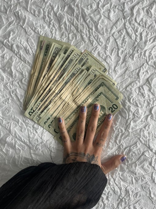 $500? Easy. https://t.co/WtfAa60B6g<a href="/tag/procreate"class="tags"><span>#procreate</span></a>