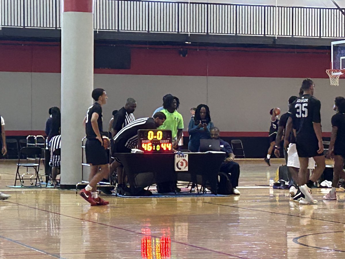 BBCoachGreg's tweet photo. Game came down to the wire but 2025 6’3 W Jikenson Masson sealed the deal with a nice mid range shot to put them away in sudden death! https://t.co/0dgglEoLrr