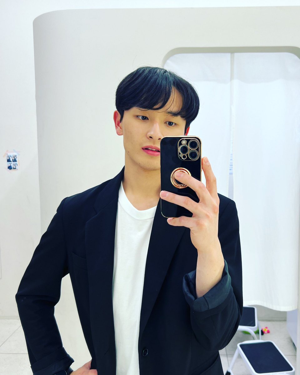 donggeon_ls22's tweet photo. 반년 전이유🐓🐓
#좋아요 #팔로우 #맞팔해 #맘눌뎀 #맘눌피 #디엠 #뎀 #셀카 #대학생 https://t.co/b2OTBpcqiW