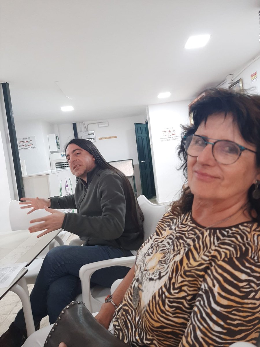ALTER_info's tweet photo. En este fin de Semana de frenética actividad también se ha celebrado esta mañana en la #CasaRepublicanaMalaga la reunión andaluza de #RentaBásica en la que han participado entre otros nuestros compañeros de @ALTER_Malaga #SoleCastillo y #Bernardo. La #RBU es fundamental. https://t.co/59rZfbeUvJ
