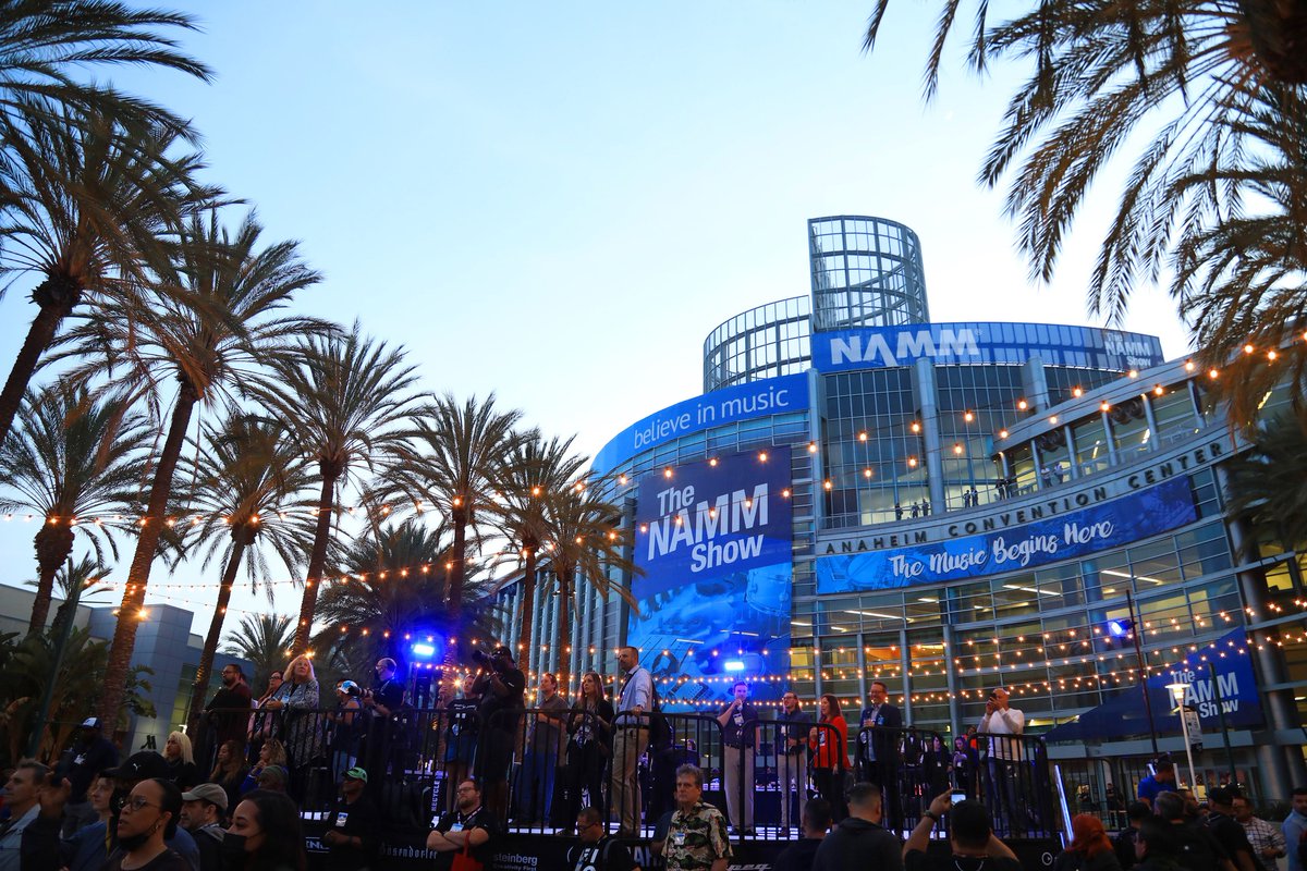 It’s the final day of the #NAMMShow in Anaheim! 🎶 From live music to networking with the pros and education from industry luminaries, what has been your favorite part? 📸: @NAMMShow