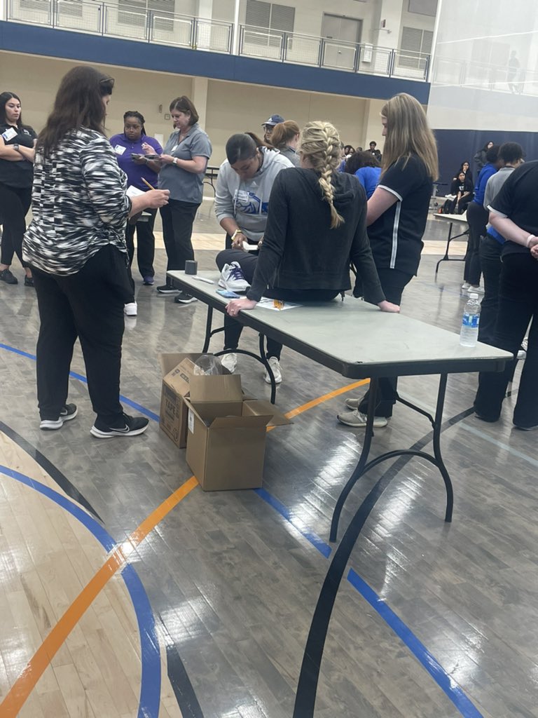 Congrats to Senior AT student Gianna Morado for placing 3rd in the ankle taping contest at NTATS! #northside #nuggets #ATLife