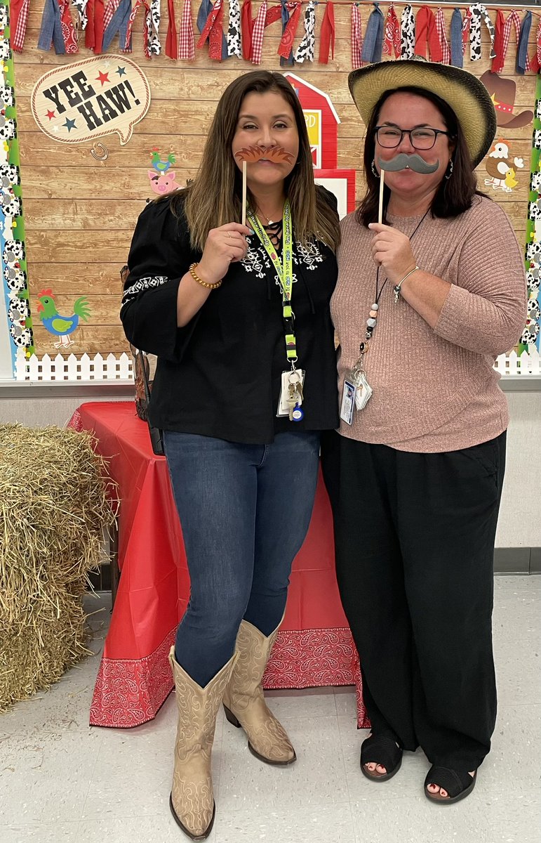 RothackerReads's tweet image. My eighth annual Kindergarten Roundup. Yee-haw! What a great group of kids, families and staff! @CoconutCreekES