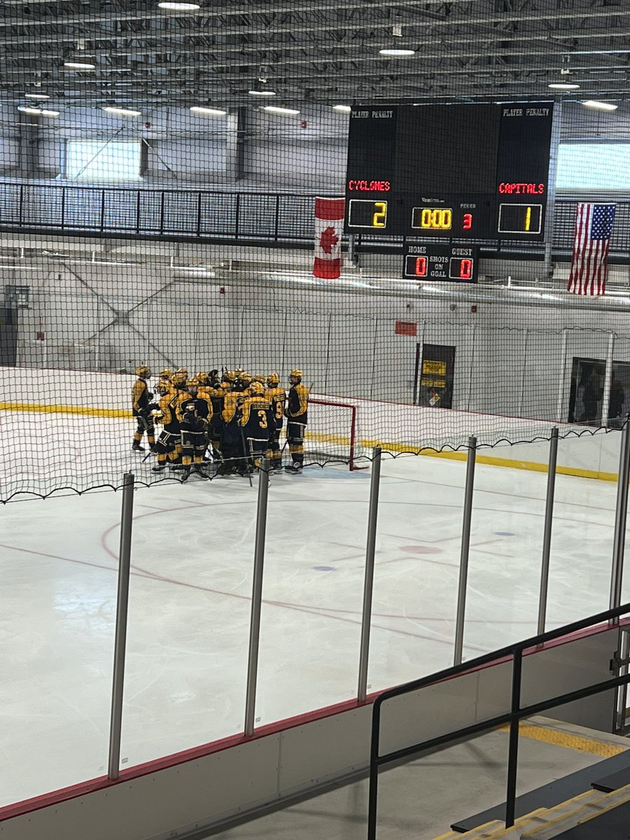 KenSpicer9's tweet photo. Clones are playing Sunday!! Top 4 in the province sand we are not done yet!! Let’s go Clones! https://t.co/jzms1eR1Ip