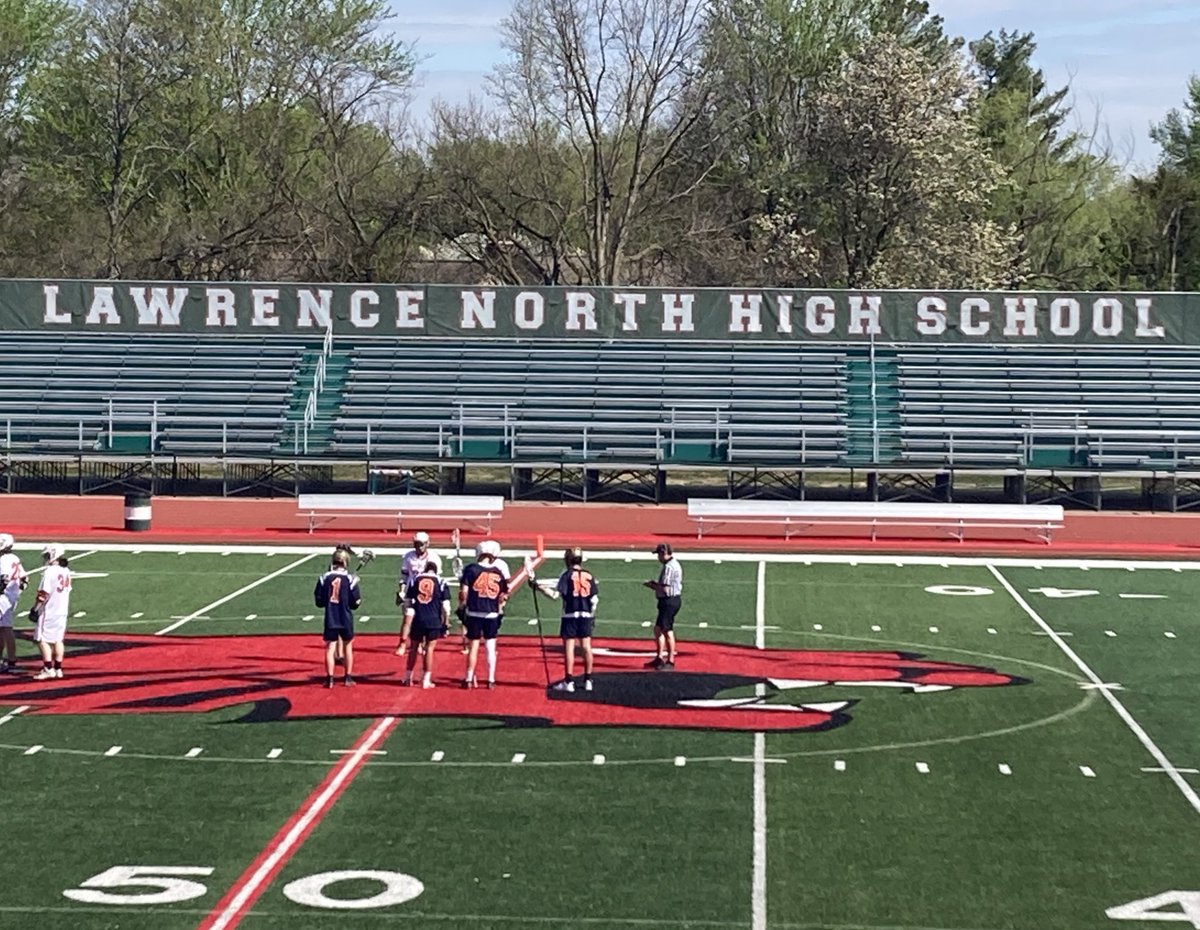ErinMunn1's tweet photo. Raider Lax with the 16-0 win today at Lawrence North @HHSRaiderLax #seniors #captains https://t.co/KdGHZAr4fg