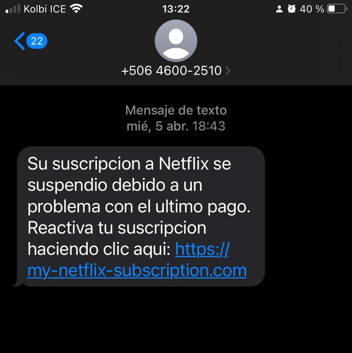 elzaratismo's tweet photo. Les comparto los intentos de estafa que recibí esta semana, uno se hacía pasar por @NetflixLAT  pero la mayoría pretendían ser correos del @BancoBCR https://t.co/cM2bMU0Rbg