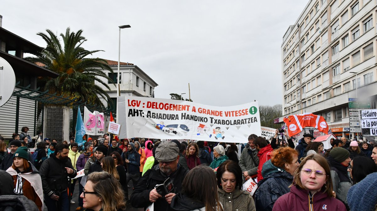 Logement_Etxebizitza tweet media