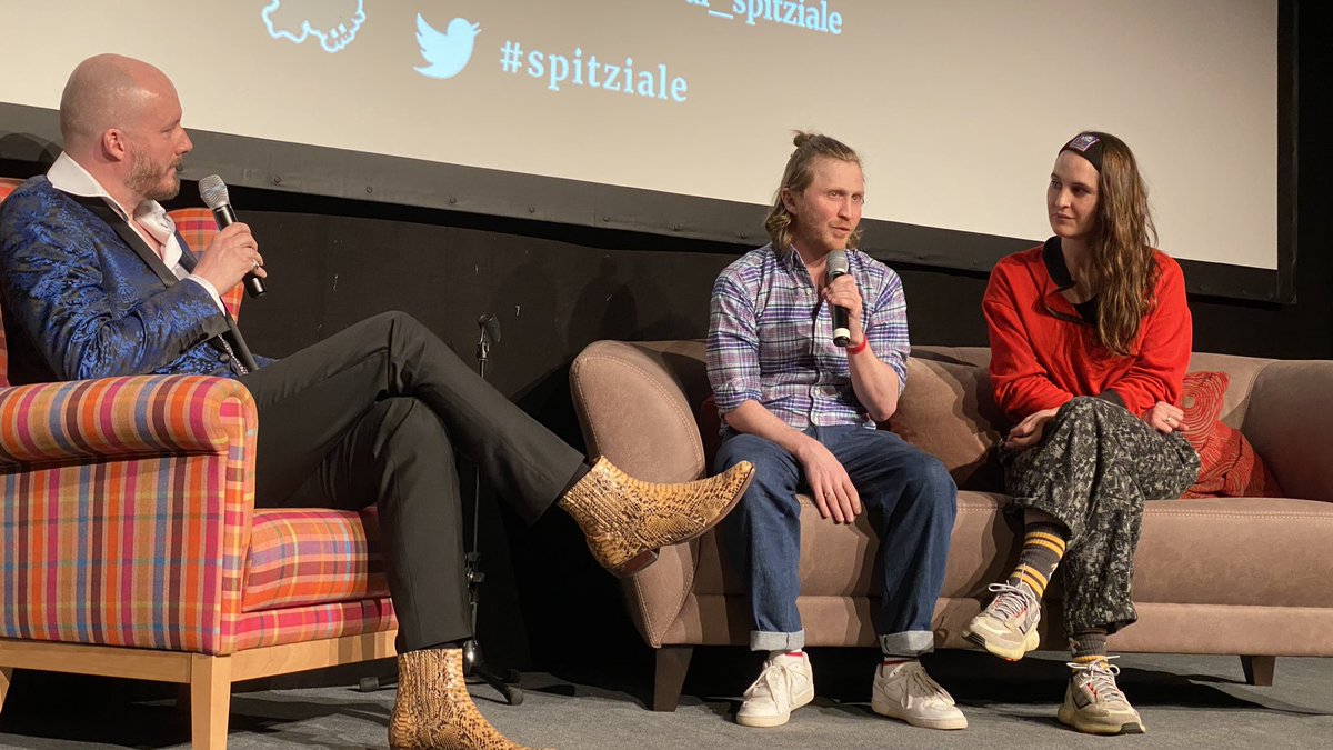 spitziale's tweet photo. In „Die Erlkönigin“ zeigen die treuen #SPITZiale-Filmemacher*innen Benjamin Kramme und Jennifer Sabel, zu welchen entsetzenden Extremen die germanische neue Medizin völkische Siedler treiben kann. https://t.co/BGIGTZRAtq