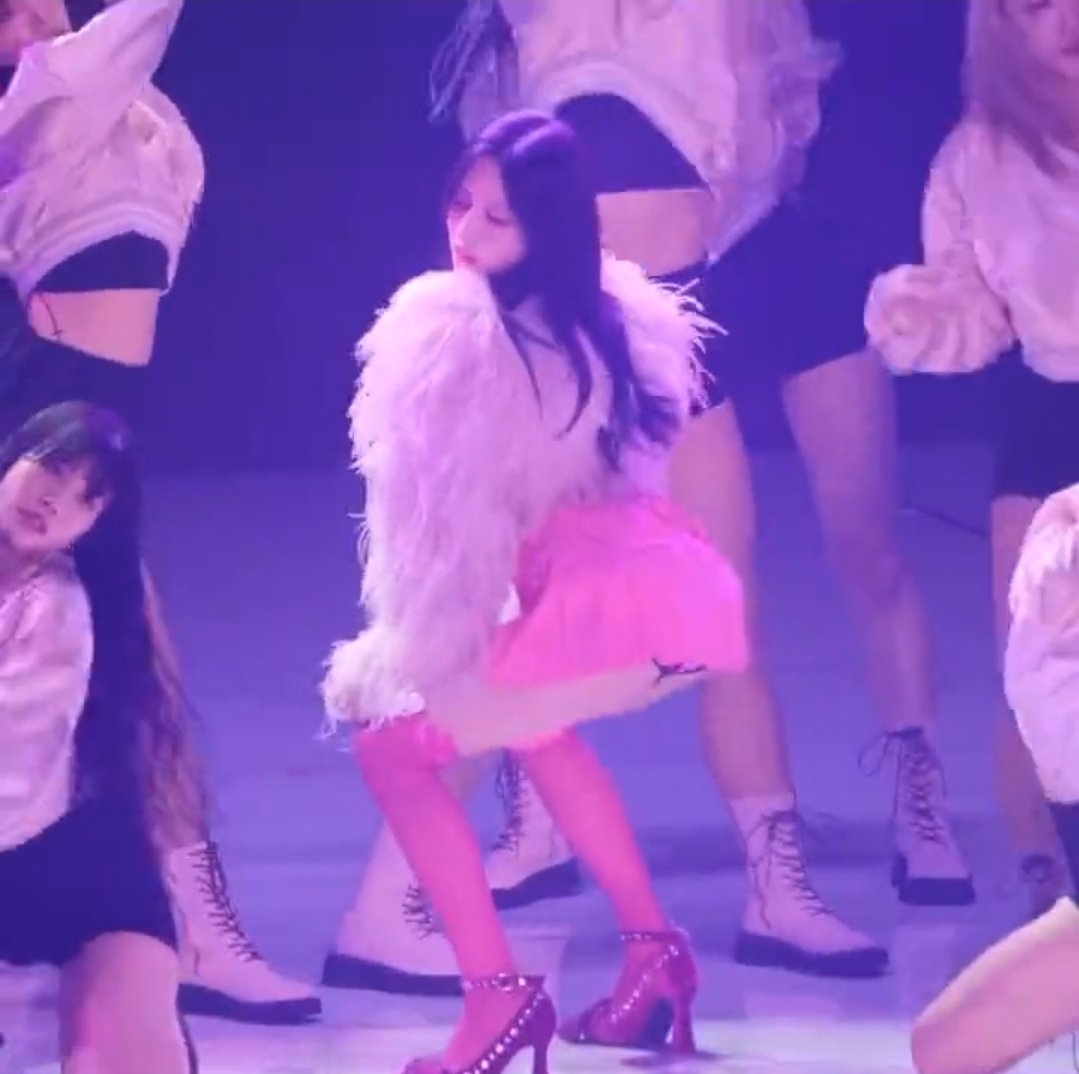 sana in rollin on Twitter "she really mean it when she said i can do