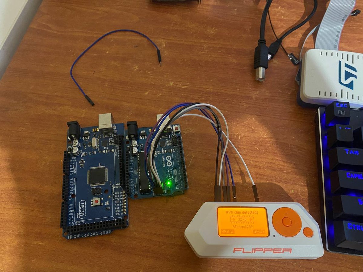 aalkabir0's tweet image. استخدام Flipper Zero كمبرمجة للوحات الأردوينو 

#Arduino #Embedded_System 
#أردوينو