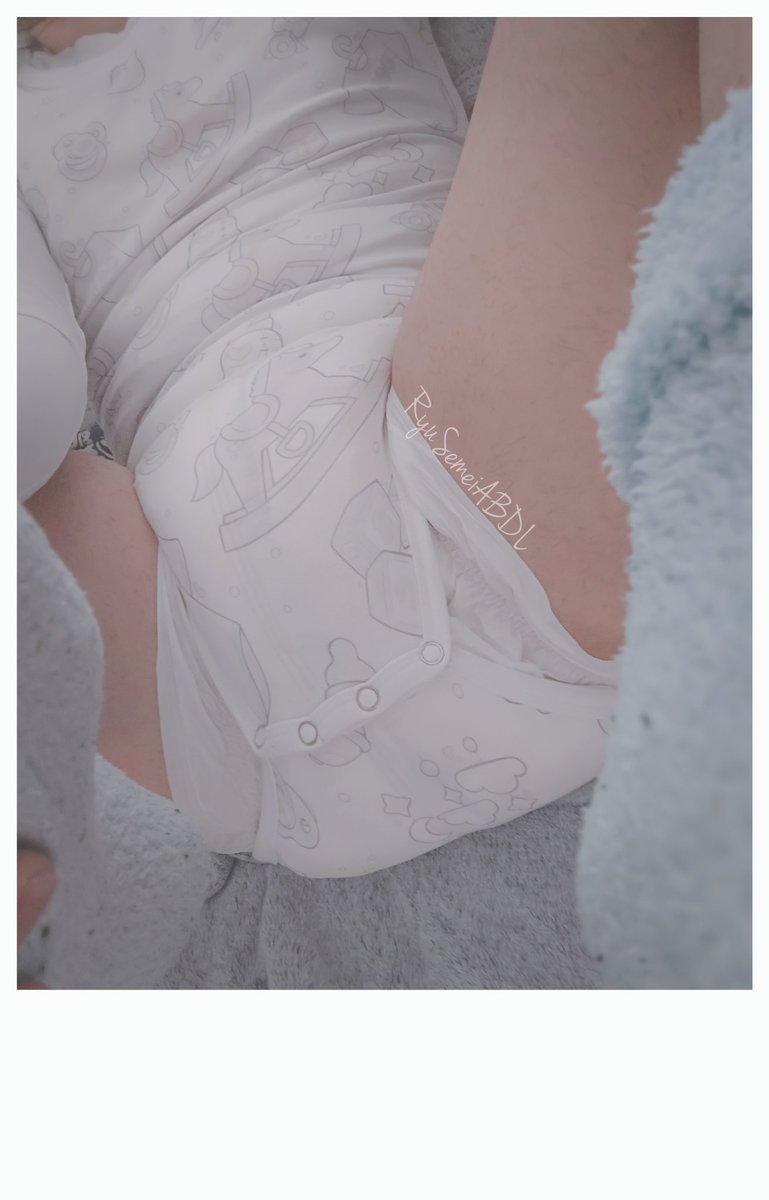 RyuSemei's tweet photo. #abdl #abdlboy #adultbaby #diaperboy #littlespace #littleboy #cute #abdlcommunity #abdllifestyle #abdllife https://t.co/T0G18sWRY5