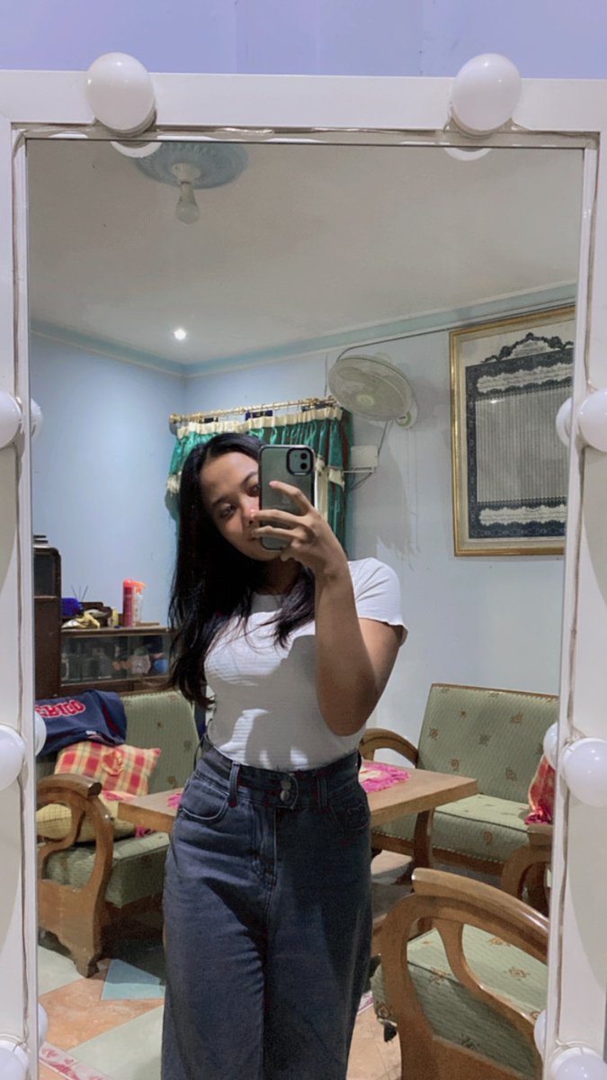 anggiwiba's tweet photo. 🤪 https://t.co/x0JaGsXmDO