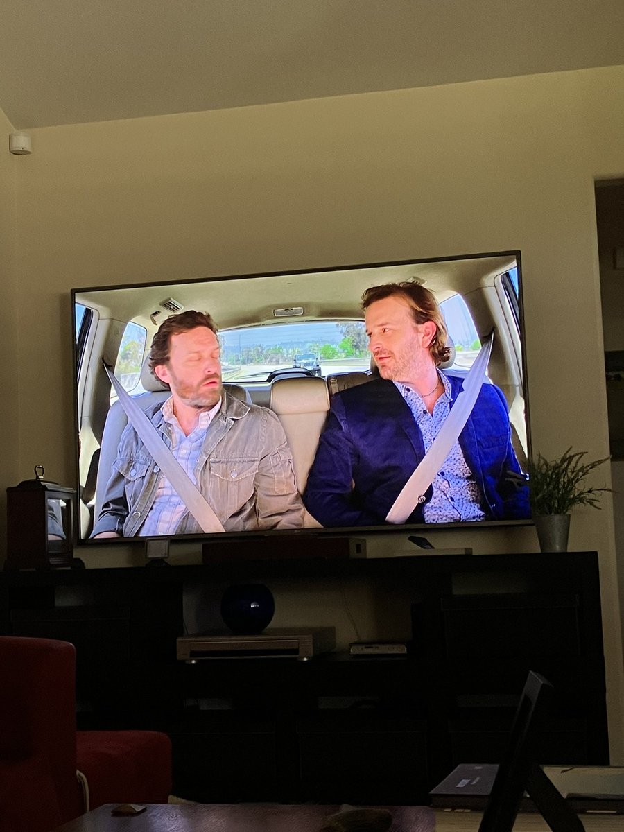 RookieSwiftie's tweet image. Currently spent my morning binge watching all of the Kings of Con episodes and I have never laughed so hard in my life before! #KingsofCon @RobBenedict @dicksp8jr