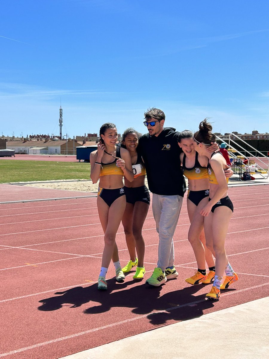 LES SUB16 DOBLE CAMPIONES DE CATALUNYA DE RELLEUS🥇🥇 al 4x100mll i 4x300mll🔥

5 integrants, 8 medalles👏🏼💪🏼

Primer cop a la història del club en assolir aquest doblet!🔝