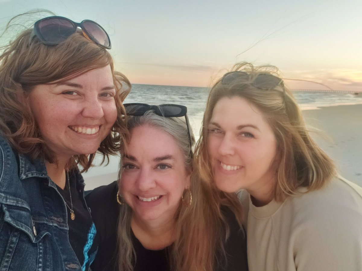 Hallelujah!! heather tweet media