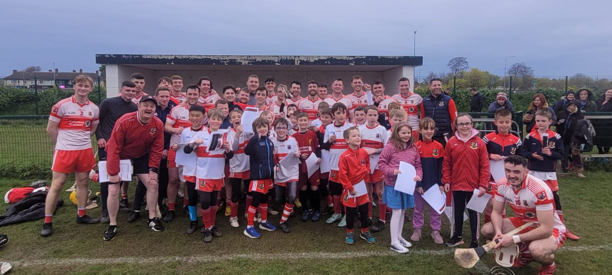 johnwalsh229's tweet photo. A big thank you to Whitehall colmcille senior hurlers who met our u10 stars after their league win tonight. Inspirational on and off the pitch @WColmcille https://t.co/NzyBjSbgv4