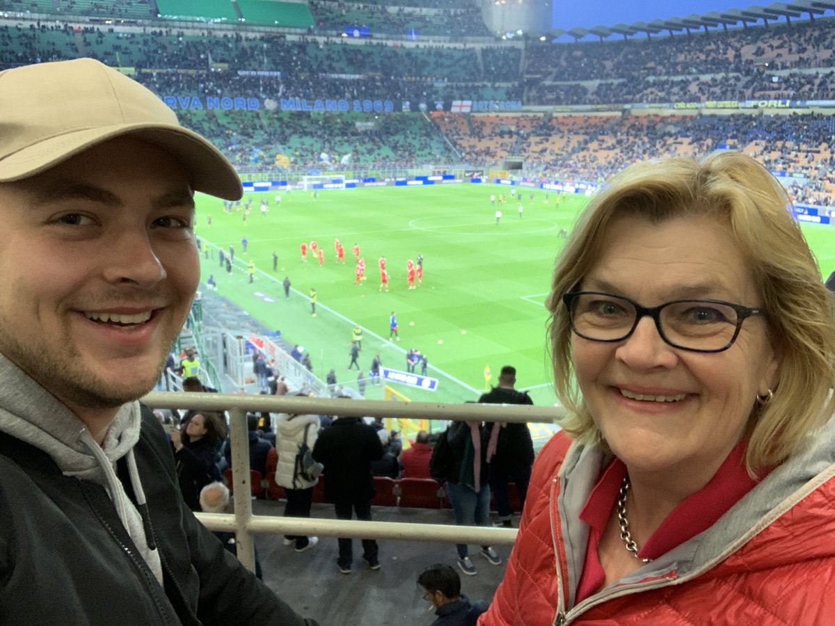 Samen met jongste zoon stedentrip Milaan. Voetbalwedstrijd  InterMilan mag niet ontbreken natuurlijk 🥅 ⚽️ 
Qualitytime#ItaIy#💕