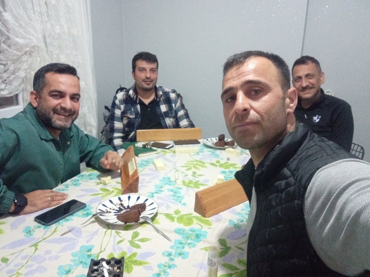 Önce okey ardından Adana altılısı.
<a href="/01goko/">Gökhan Ormancı</a> <a href="/MUSTAFAKAYKAC2/">MUSTAFA KAYKAÇ</a> <a href="/TevziA/">KURTULUŞ YAVUZ</a>