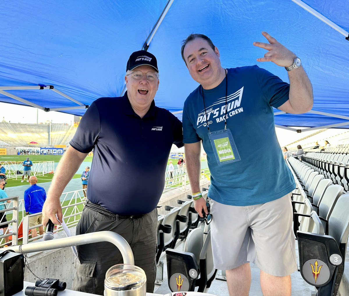 Just hanging with the cool kids today in Tempe for #PatsRun by @pattillmanfnd & @TEKsystems. With @andrewtaylor09, @MikeHowell70, @SparkySunDevil, @GusFarwell & the voice of the event, @MunnyBall !!!