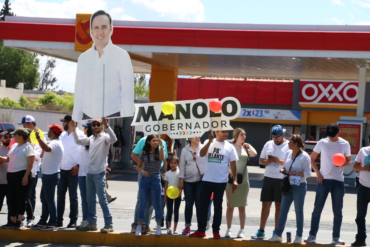 ASEPPCOAHUILA's tweet photo. ¡Vamos con todo! 🤠

🚗💨Arrancamos el fin de semana, apoyando a nuestros amigos candidatos, en el megacrucero de v Carranza en Saltillo.

#EchadosPaDelante https://t.co/h6ijptXhMn
