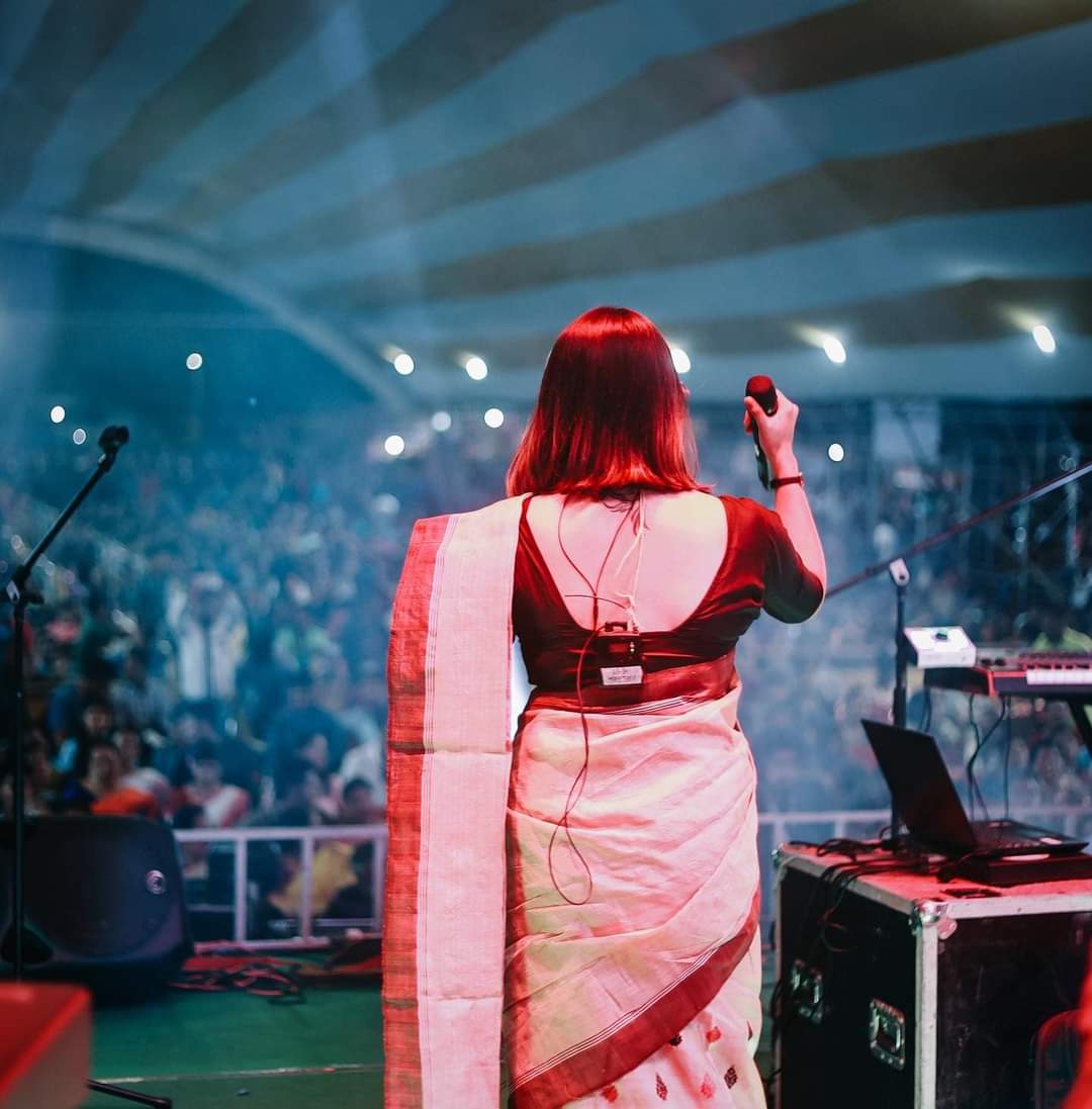 Thank you Bongaigaon for being so amazing. Our Bihu tour 2023 begins hence.
Happy 1st Bohaag, everyone! Have a blessed  year ahead.❤️🌿

#maitrayeepatar #maitrayeepatarlive #giglife #bihu #assamese #tour