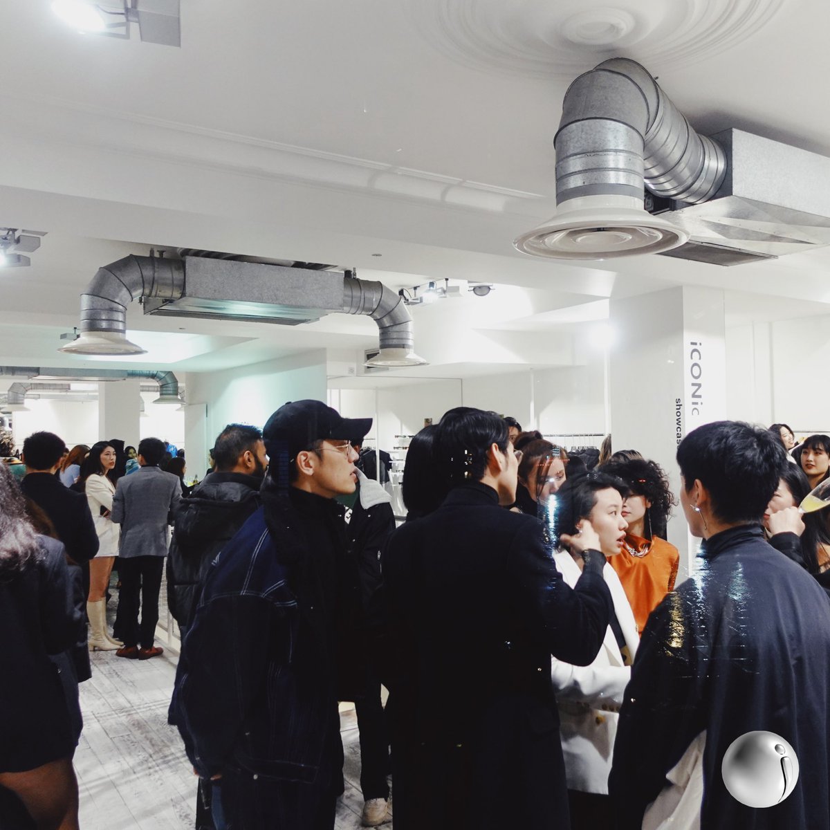 XTENDED iDENTiTY tweet media