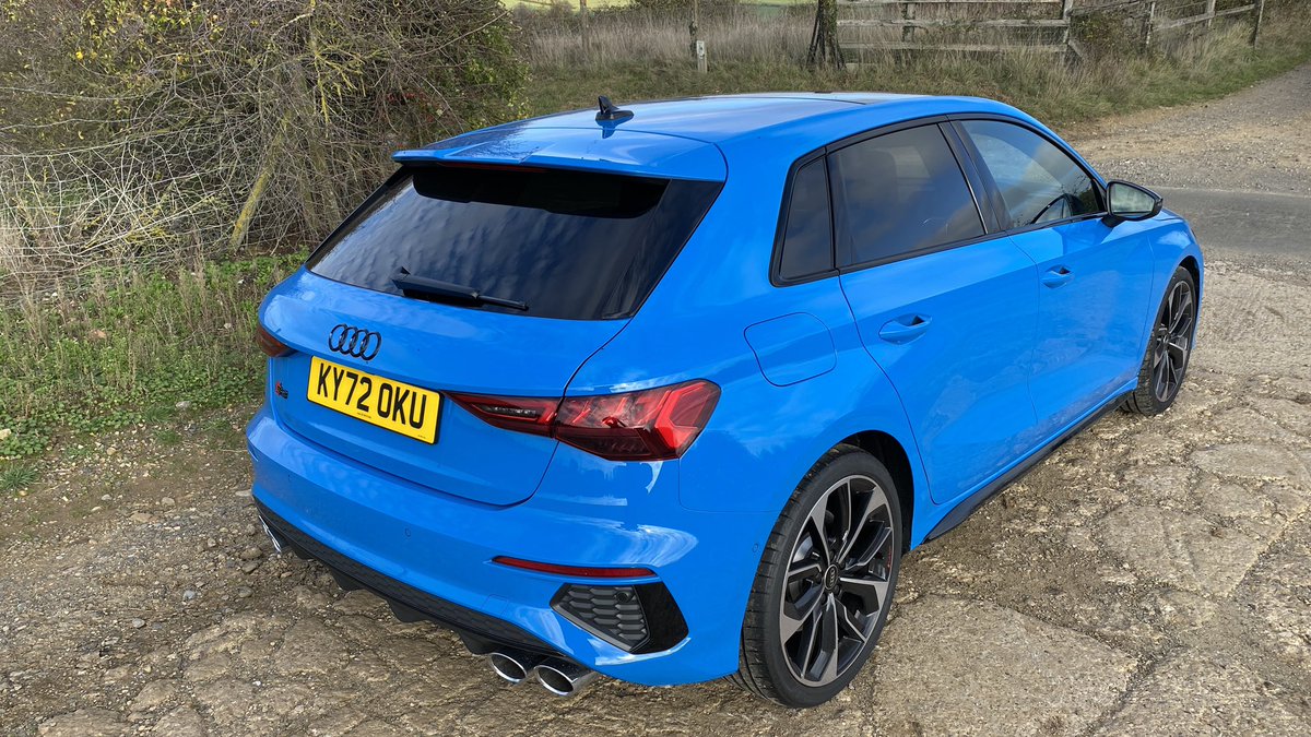 Evening all. Please can we keep an eye out for Audi S3 KY72 OKU?

#Stolen from Stamford, Lincs this afternoon. RTs appreciated. #pinched #nicked #scrotes