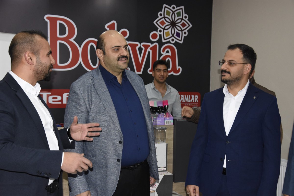 Akpartiskmerz25's tweet photo. Bolivya Züccaciye'nin Açılışı

AK Parti Erzurum Milletvekili Adayımız Gökberk Kocaaliler: "Güçlü, büyük ve bağımsız Türkiye’nin teminatı, ekonomimizin sürdürülebilir, kapsayıcı, insan odaklı ve dengeli büyümesidir." @AKGenclikGM @ErzurumAkparti @akgenclik025 @gkocaaliler https://t.co/1Ft3OzIS9T