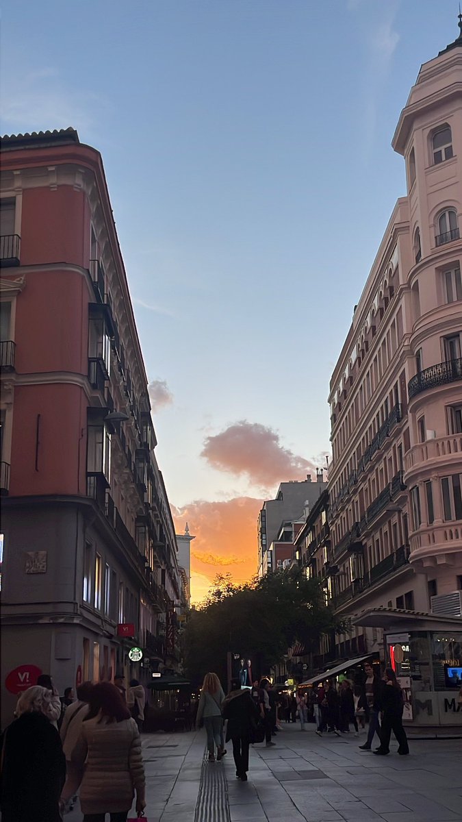 marta_sblanco's tweet photo. Lo más bonito de mi vida entera❤️‍🩹 https://t.co/ntbumNtvmk
