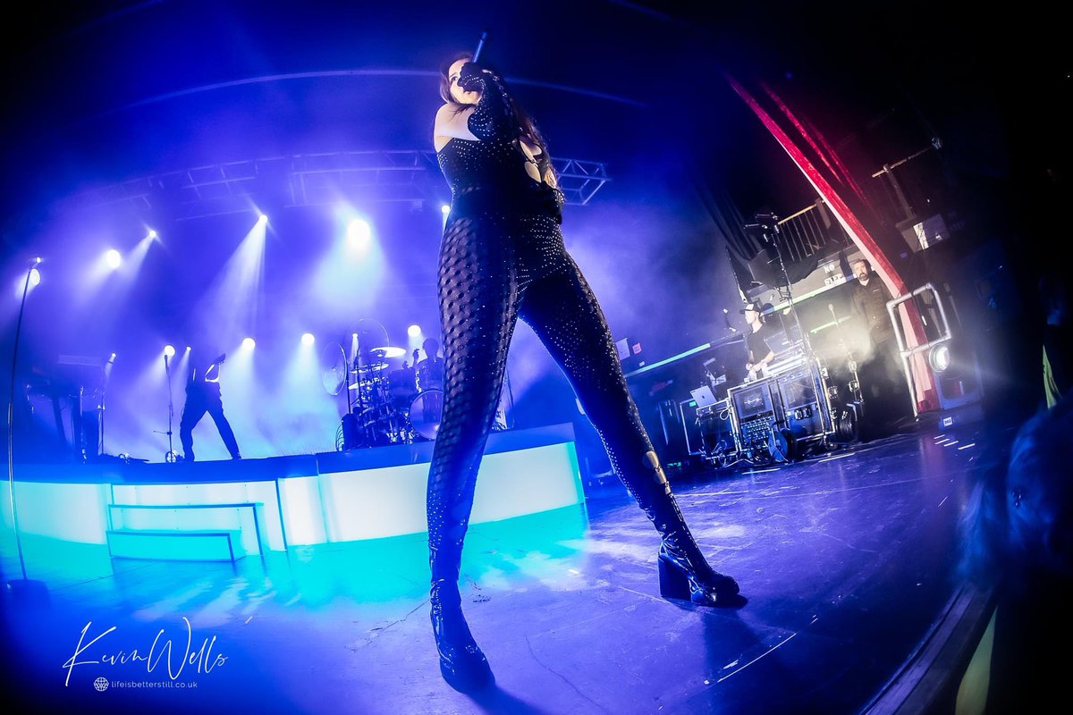 BigwhopperKevin's tweet photo. Mimi Webb at O2 Academy Sheffield 2023 @O2AcademySheff @mimiwebb @AMGPressOffice #o2academysheffield #mimiwebb #livemusic #livemusicphotography #sheffieldissuper #Sheffield #canonphotography #canoncameras #popmusic #chartmusic https://t.co/FX6GKZJZke