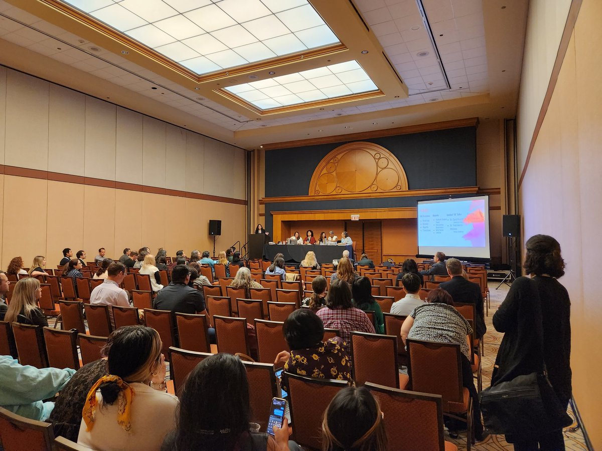 cv_teach's tweet photo. Bilingual Education Research SIG Business Meeting has begun!

More information about the Business Meeting can be found at: https://t.co/hcU8YjOlON

#AERABERSIG #bilingualeducation #bilingualedsigAERA2023 #AERA2023 https://t.co/YJ3Nz7d4dA