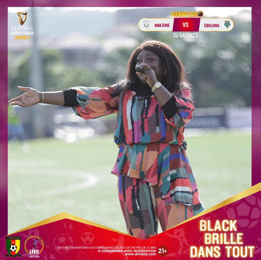 kick442_com's tweet photo. Armelle Diamant was in the spotlight in the #GUINNESSICO between Amazon FAP and @FCEbolowa this Saturday afternoon.
The public was watching her perform while sipping a #Guinness.
#lffc #fecafoot #supporttheirdreams #cosponsor #guinnesssuperleague3 #blackshinesbrightest https://t.co/kJE6XPmrfC