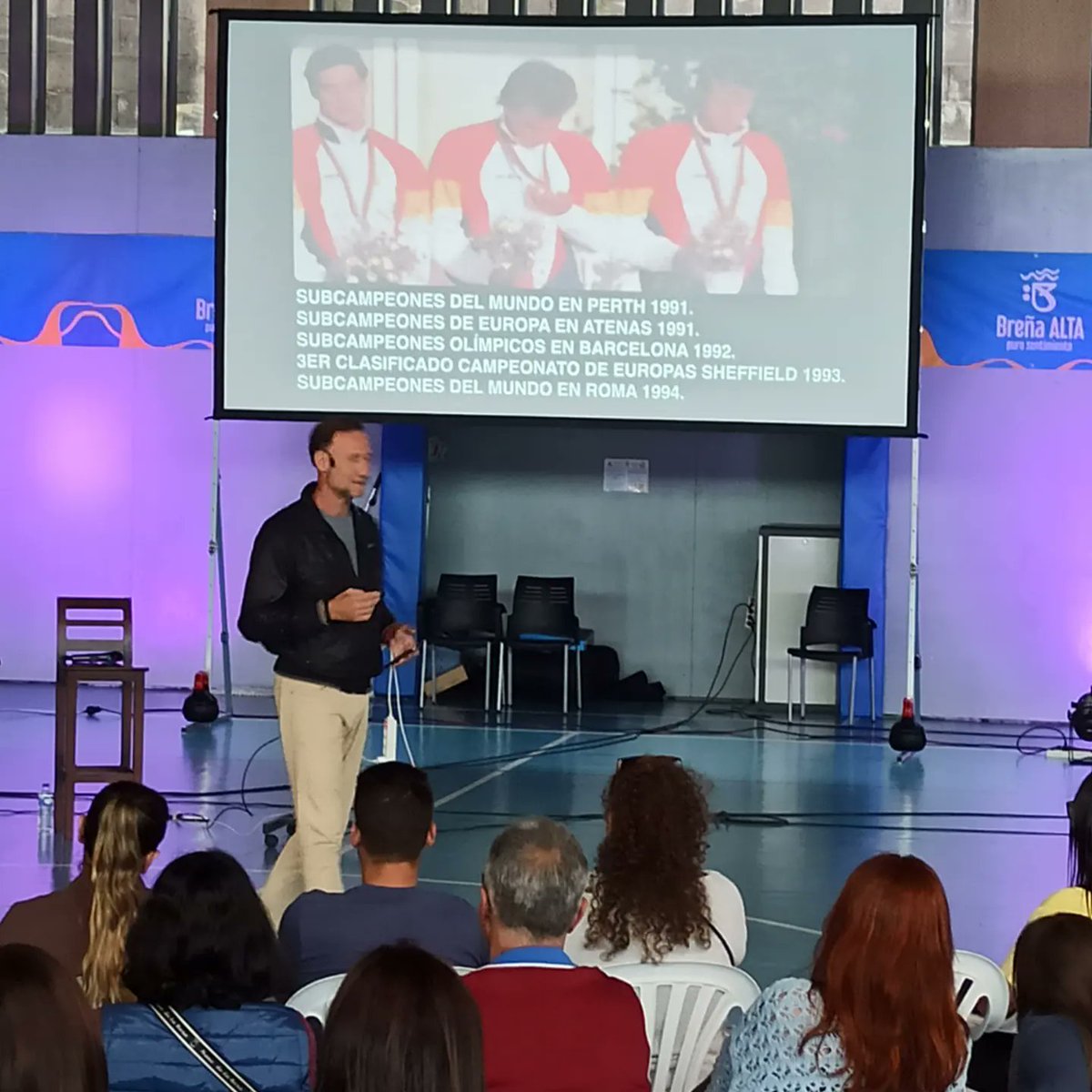 🤽‍♂️Hoy he escuchado a  #pedrogarciaaguado medallista olímpico 🥇
#pedagogiadeldeporte #deporte #waterpolo #elretodeeducar #pedagogia #unviajedeaprendizaje #42segundospelícula #42segundos
#breñaalta 
#lapalma
𝓐𝓫𝓻𝓲𝓵