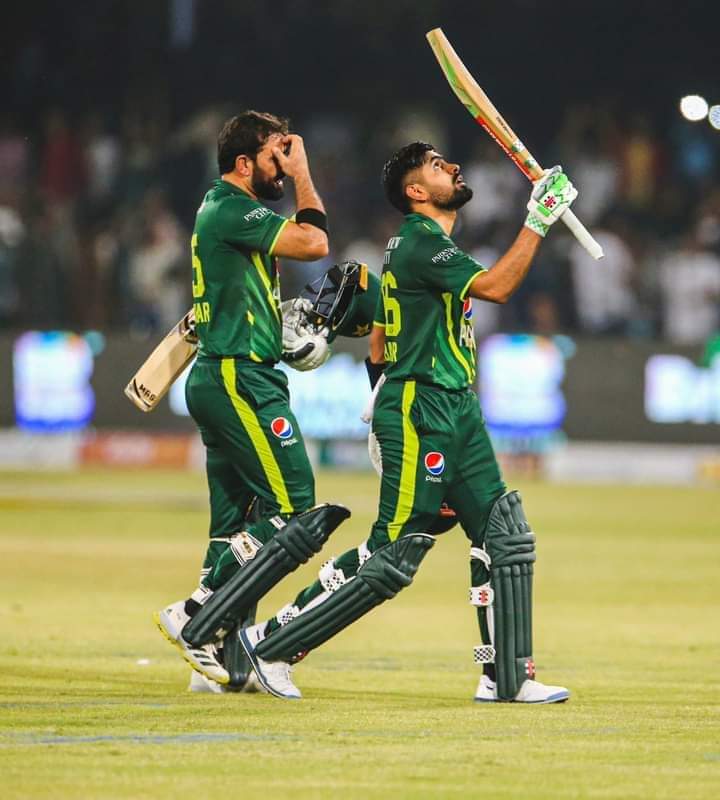 TareefUllah11's tweet photo. "The Big One"🇵🇰 @babarazam258 https://t.co/UHlwqoborg