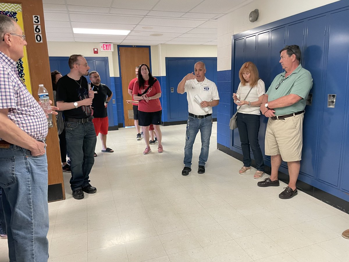 Jason A. Niedermeyer tweet media