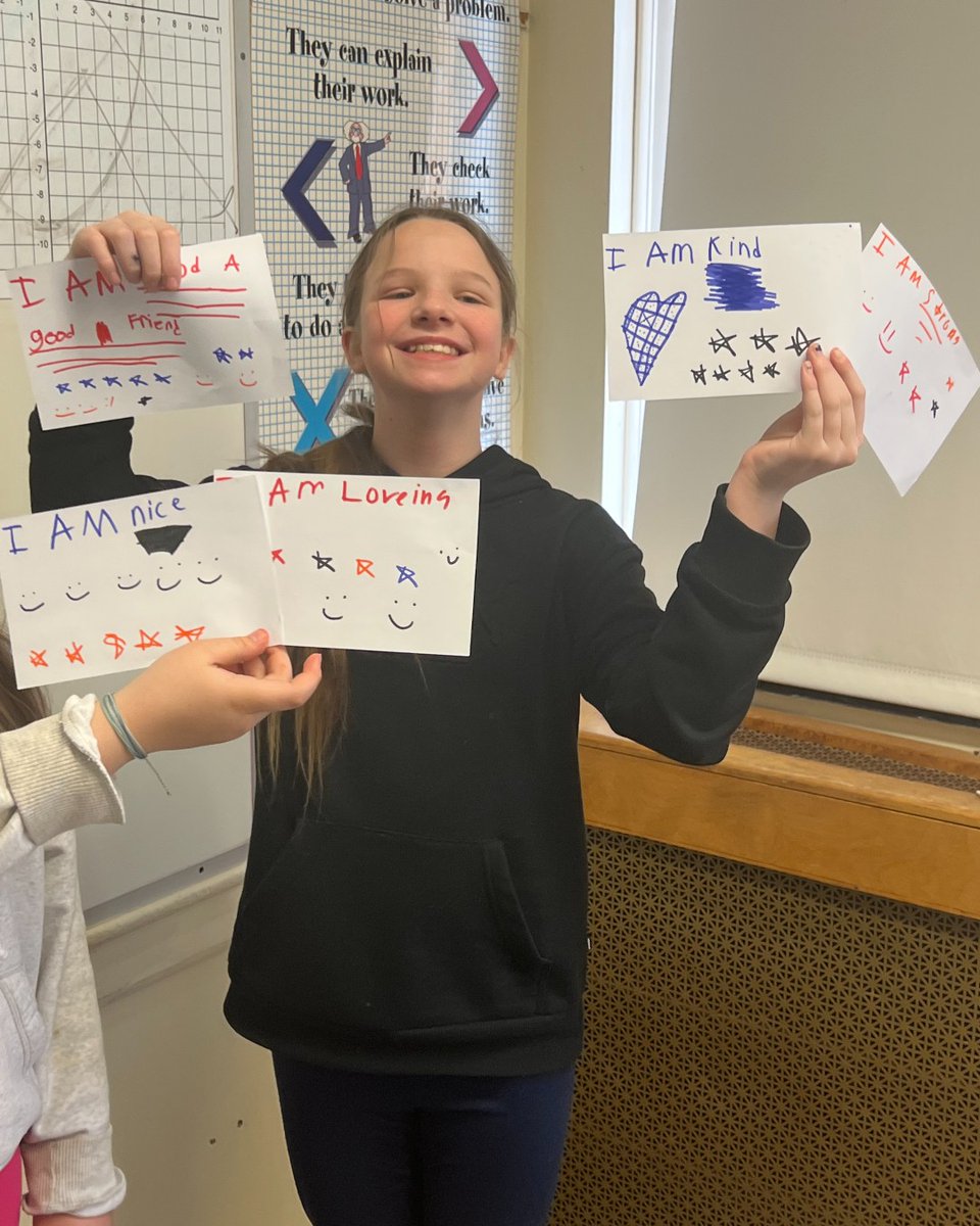 i-tri Girls tweet media