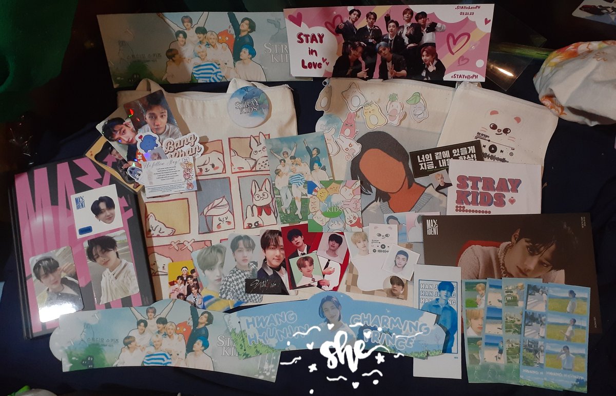 an_mm00's tweet photo. 2nd cse ko with @NorthSTAYEvents with @allforskzph ito lahat ang nakuha kong freebies and prizes today🥹 thank you so much po again!
#Studio_STRAYKIDS
#NorthSTAYSwithSKZ
#straykids5thanniversary https://t.co/RsStZQUCfU