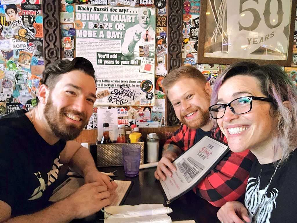 goberthicks's tweet photo. five point breakfast with my favorites π₯° #CFSeattle https://t.co/mSDTYBZ5Gi