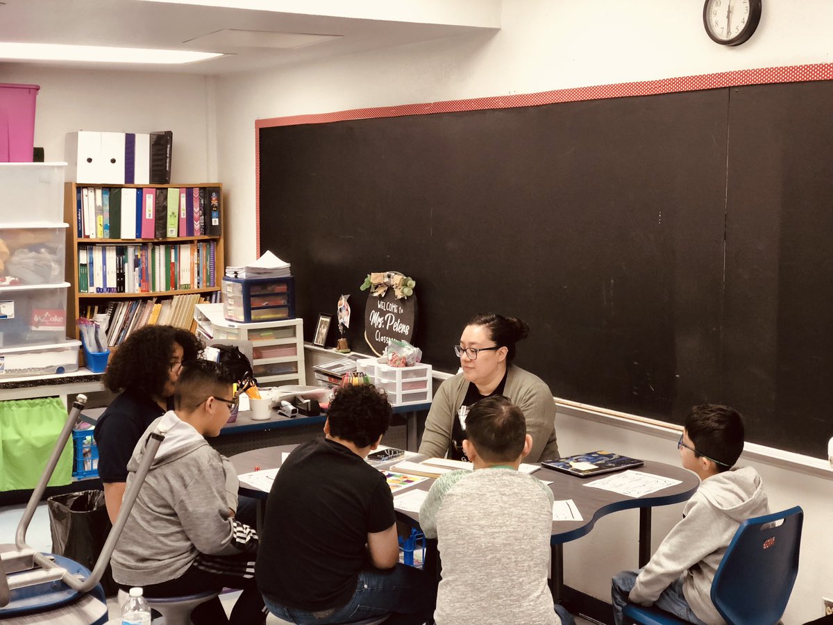 At the Drop of a Hat @dmonsivais70 Checks In on a Saturday to Help Our 5th Grade Dragons Prepare for Their Big Day <a href="/EastwoodKnolls/">Eastwood Knolls 💛💙</a> 🔥🐉

No Questions, No Reservations. Just Commitment to the Standard!
#LeadershipMatters <a href="/YsletaISD/">Ysleta ISD</a>
