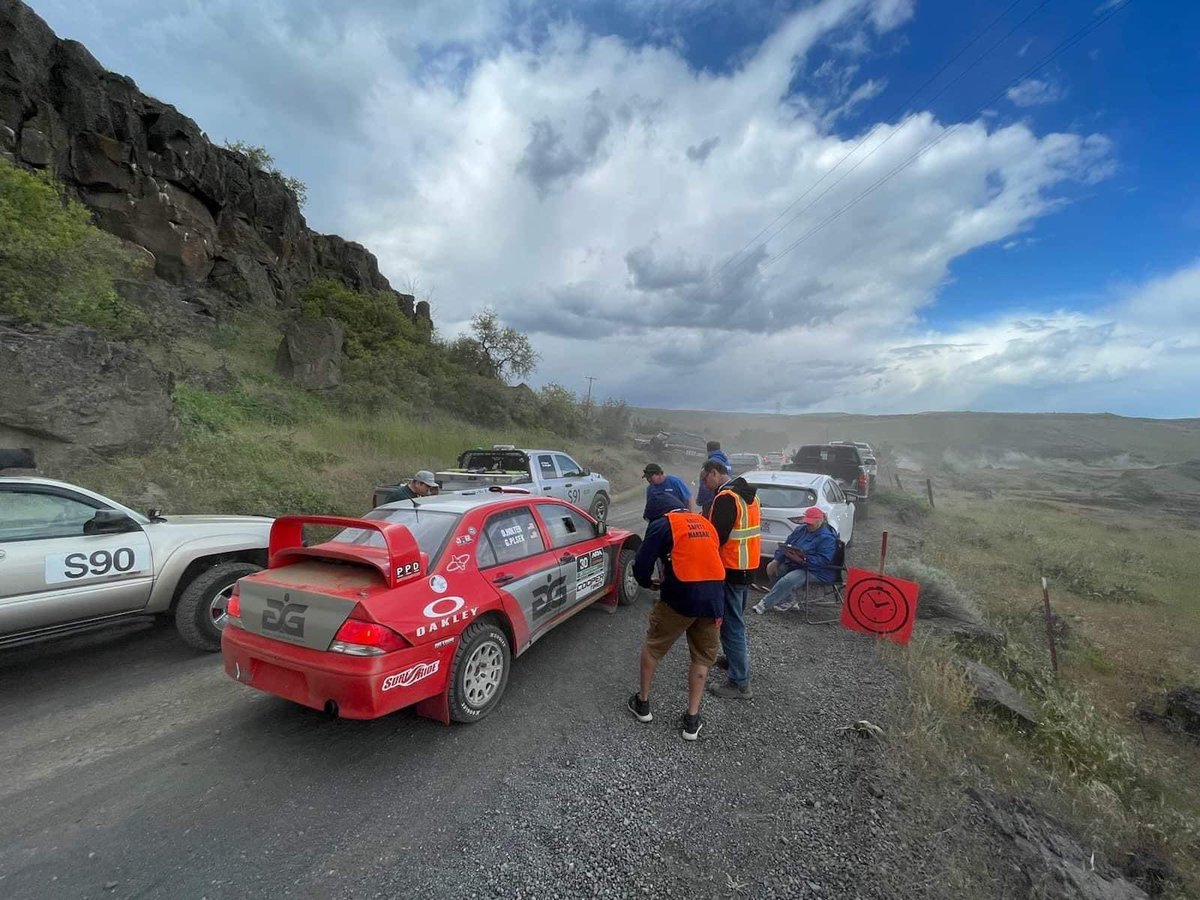 OregonTrailRly's tweet image. Have fun and see the action up close by volunteering at this year’s @OregonTrailRly May 19-21!

Details at:
oregontrailrally.com/volunteer/volu…

#ararally #rally #pnw #motorsports #racing