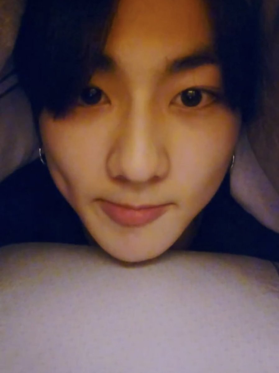 EN7ernally's tweet photo. 🐈 mahal kita ~

mahal din kita, my jungwoniee~ 😭🤍 https://t.co/0uEM5bhDcj