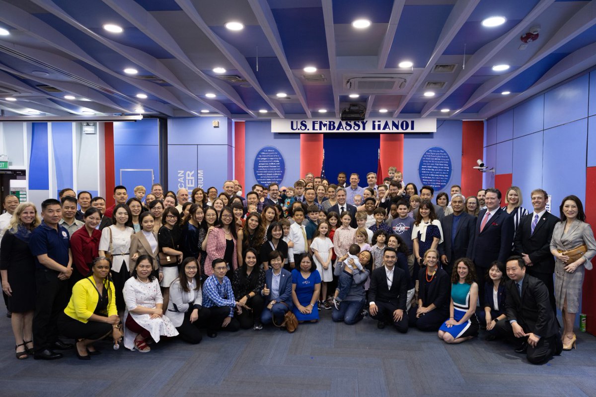 SecBlinken's tweet photo. Met with our team and their families at the U.S. Mission to Vietnam. Value their efforts to advance our bilateral relationship with Vietnam. Their service and hard work means our two countries are closer now more than ever. https://t.co/ThUJQJerAg