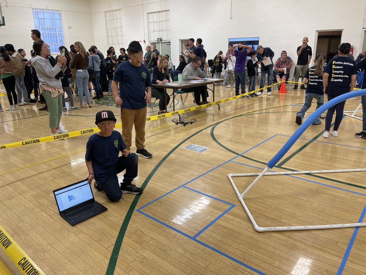 M. Hinton tweet media