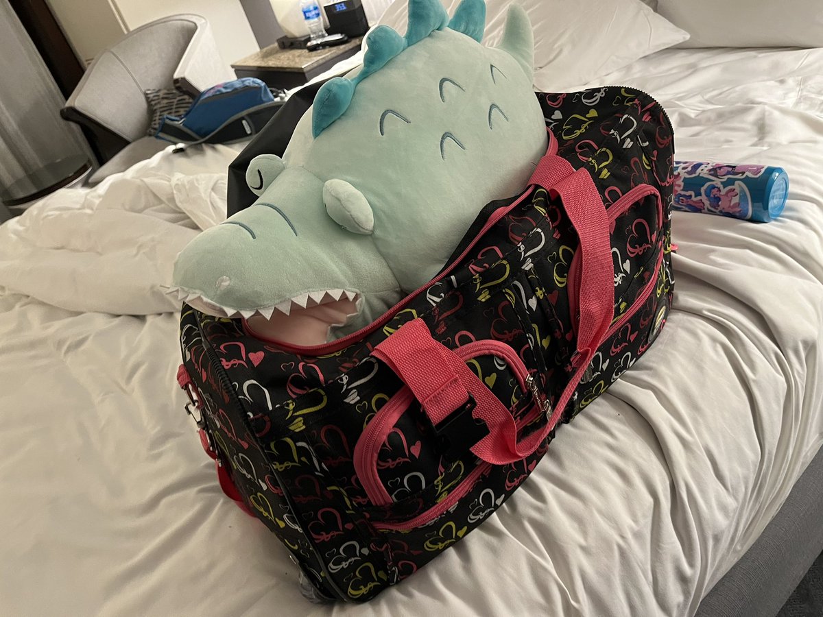 rubiowolf's tweet photo. Been slacking on posting my #conswag from @BABSCon 😅

First up want to share my haul from Japantown and Pier 39 💖

Got to visit both along with the Daiso store with @RebelATS https://t.co/2Owhlvmt8B