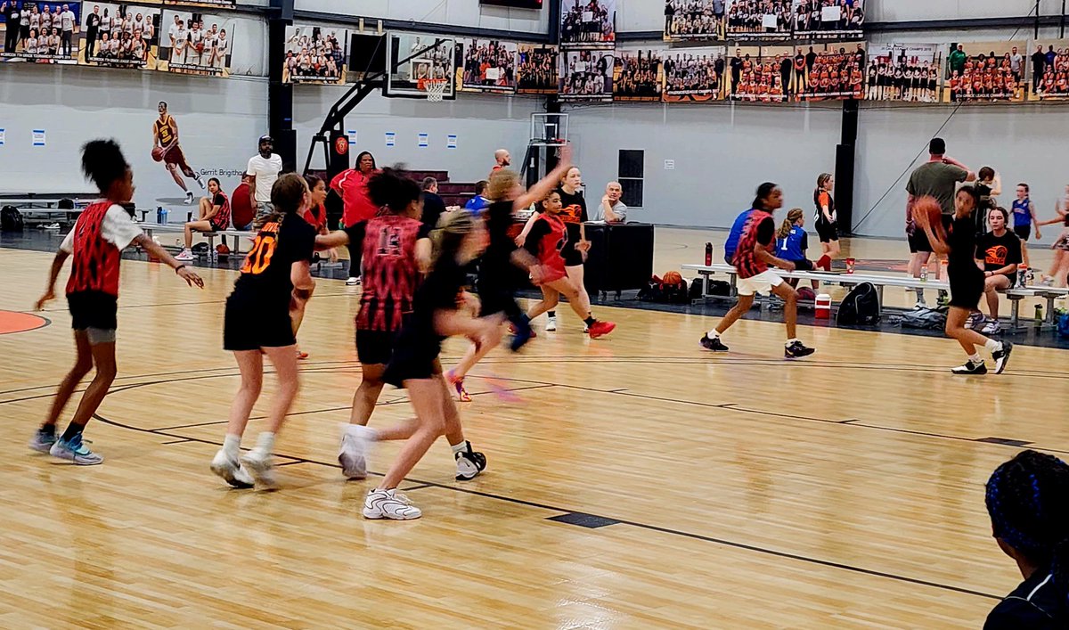 6th grade Lady Bobcats getting after it.