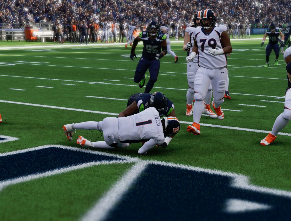 DestinyBroncos's tweet photo. Broncos hit the road for consecutive weeks this time against Seattle where the Denver came up short 7-19.  The 12th &amp; 13th MAddeN were in full effect. The Broncos travel home next week to meet the LAR.
@DestinyMaddenLG https://t.co/p7NJFXqCdA
