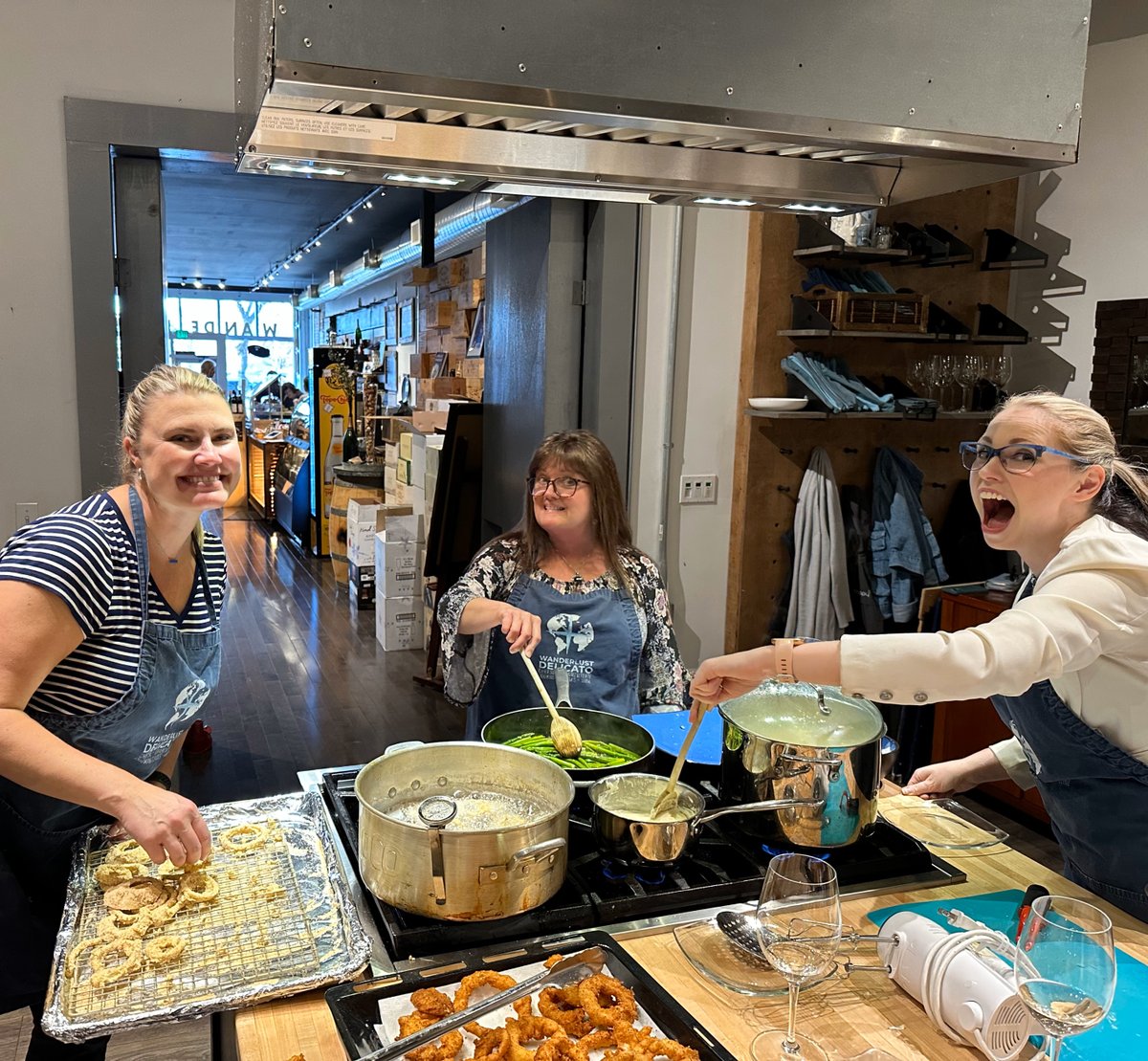 canopycu's tweet photo. #TeamCanopy loves hanging out inside and OUTSIDE of work! Recently a group of us tried our hands at a cooking class at Wanderlust Delicato (@wanderlustdelicato) and had the best time putting together a meal of delicious PNW flavors. https://t.co/DzaARpjlNe