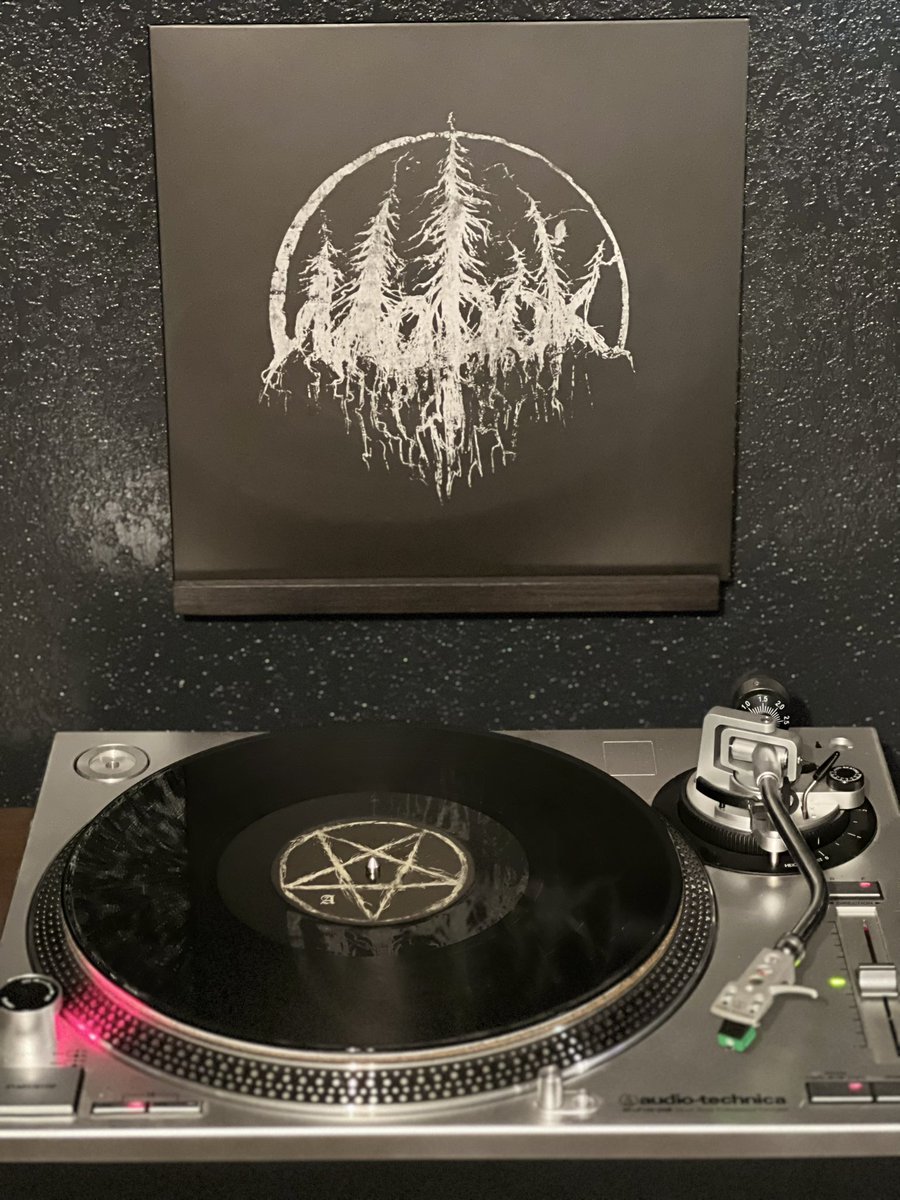 satancblckmetal's tweet photo. MOPOK “And I Walk Among the Shadows…” 2015 #mopok #ukranianblackmetal limitededitionvinyl 293of300 #werefolfpromotion 2023 https://t.co/RQ6uIRrV2B
