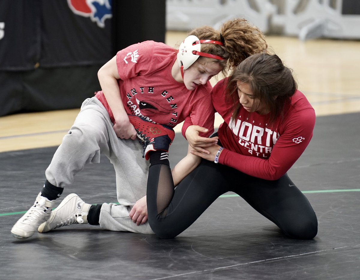 StacyBehr's tweet photo. Warmups underway at Women’s Nationals Day 2. @USAWrestling @NCCwomensWR @MI_REVWC https://t.co/GeRR4UIwWC