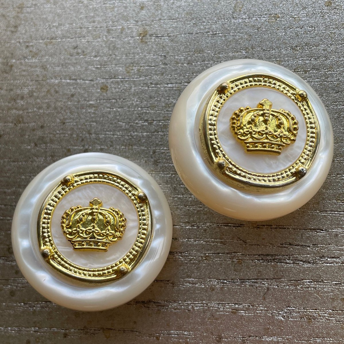 NakoahR's tweet photo. Thanks for the kind words! ★★★★★ "It was very nice! thank you!" yuuuuu #etsy #vintage #antique #jewelry #vintageshop #antiqueshop #vintagejewelry #antiquejewelry #estatejewelry #giftshop https://t.co/W1qPGjHaF4 https://t.co/hCecb2BWbk